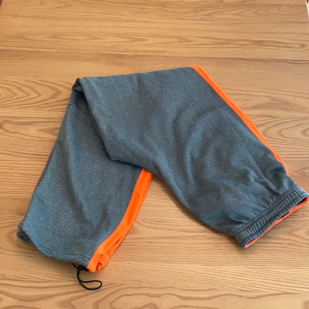 NWOT Men’s sweatpants